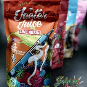 Jeeter Juice Live Resin Hybrid Sour Strawberry with Disposable Straw